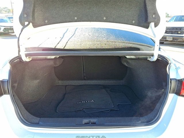 2024 Nissan Sentra SR Xtronic CVT