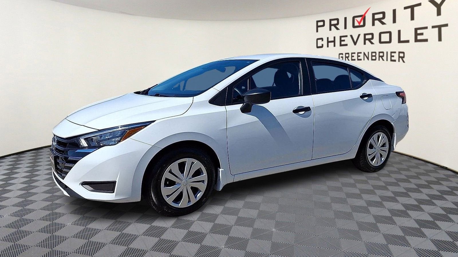 2025 Nissan Versa 1.6 S