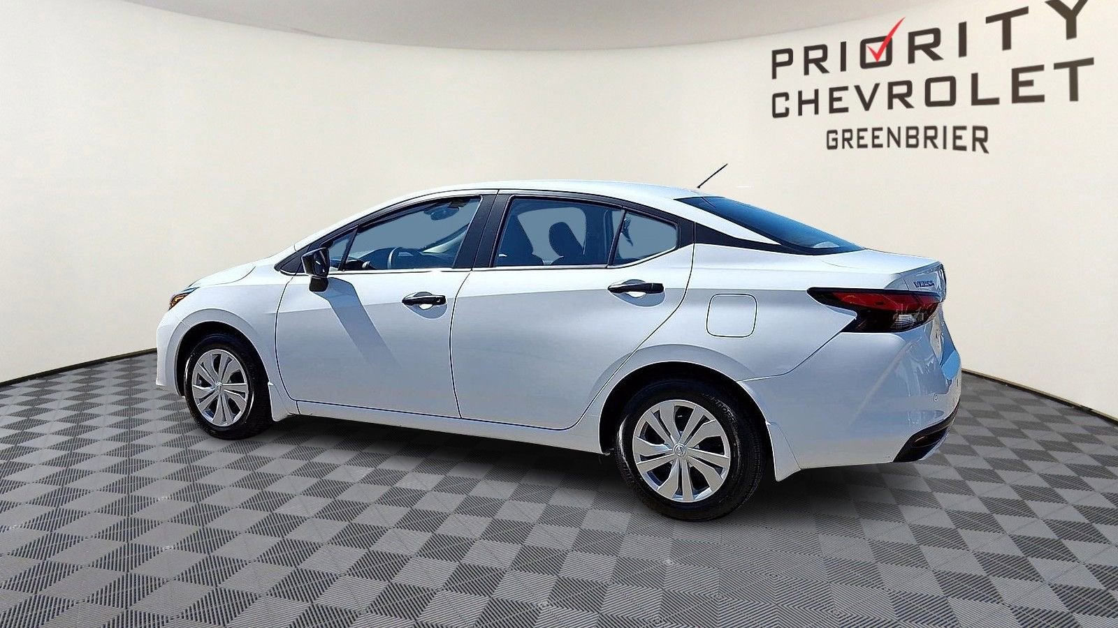 2025 Nissan Versa 1.6 S