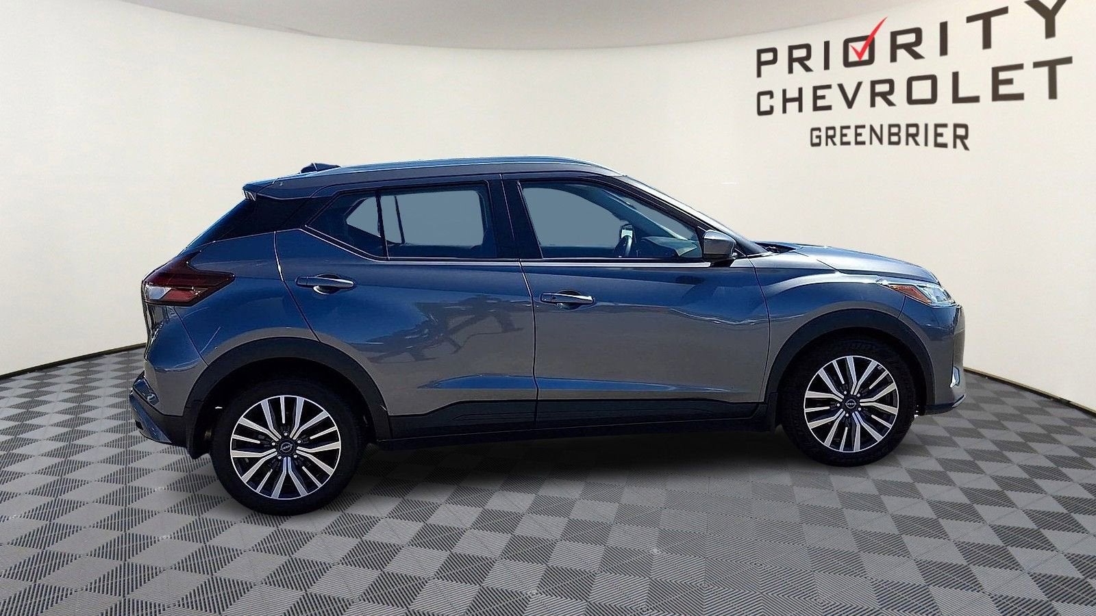2023 Nissan Kicks SV Xtronic CVT