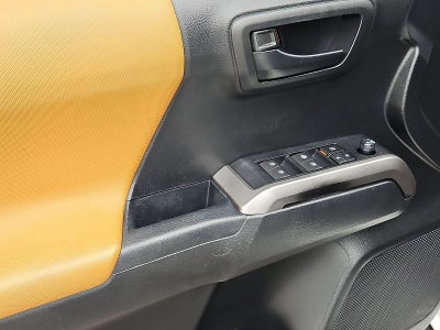 2019 Toyota Tacoma SR5 V6