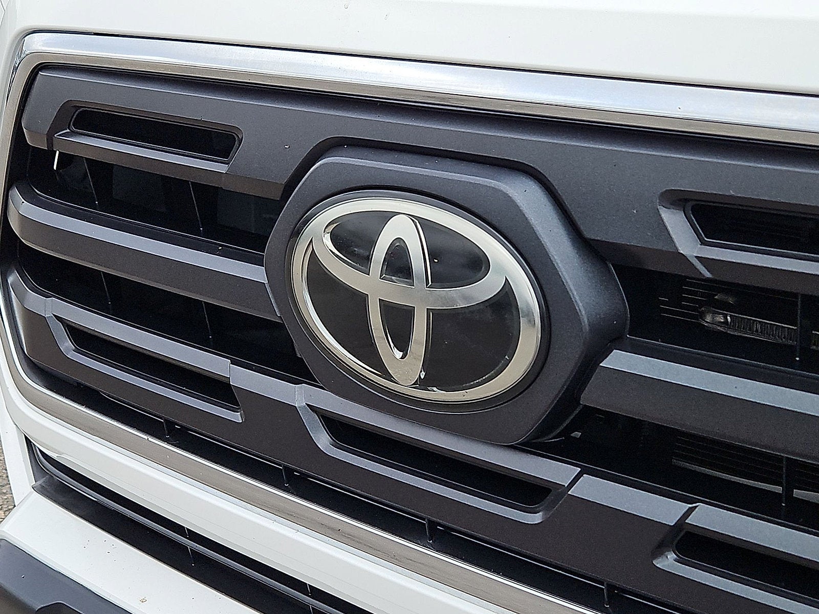 2019 Toyota Tacoma SR5 V6