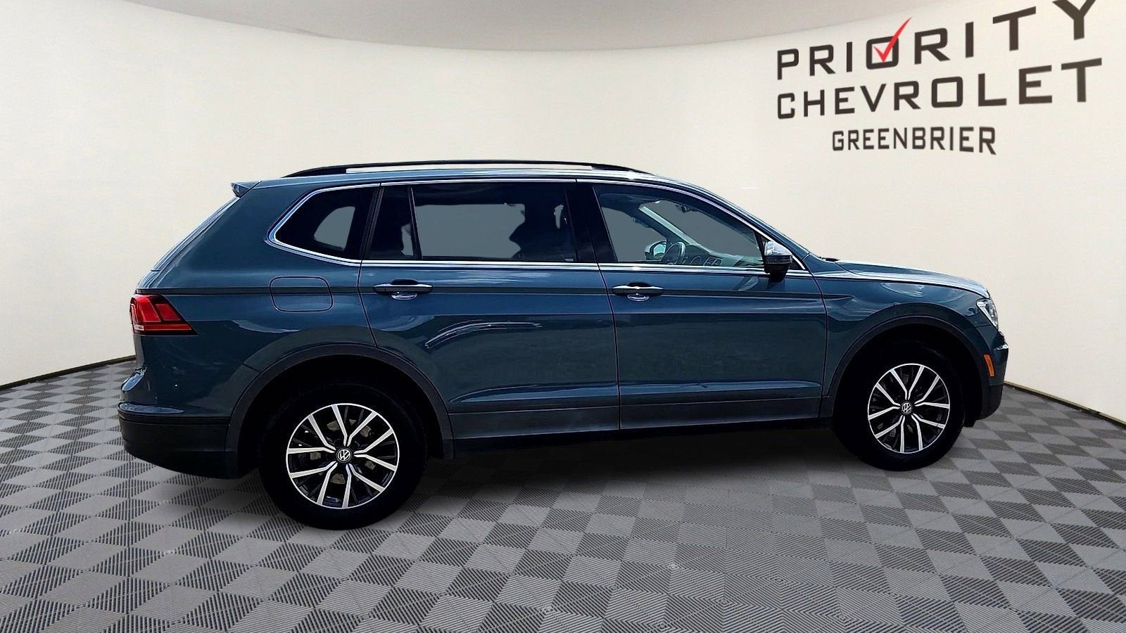 2019 Volkswagen Tiguan 2.0T SE