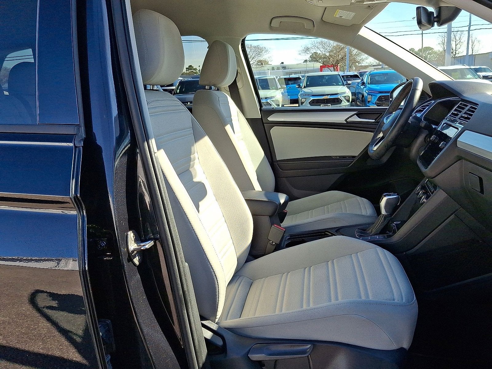 2024 Volkswagen Tiguan 2.0T S