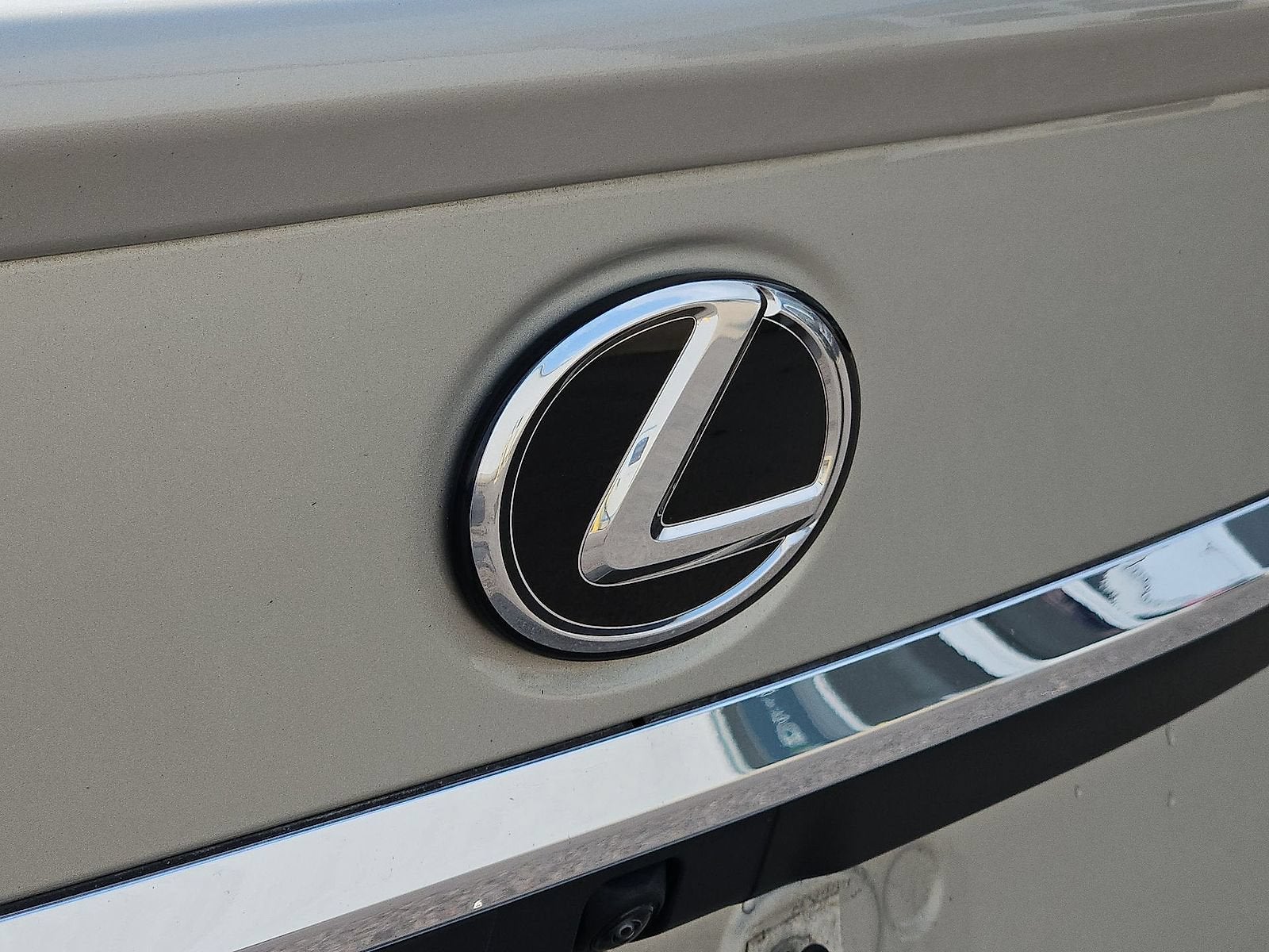2025 Lexus ES 300h ES 300h