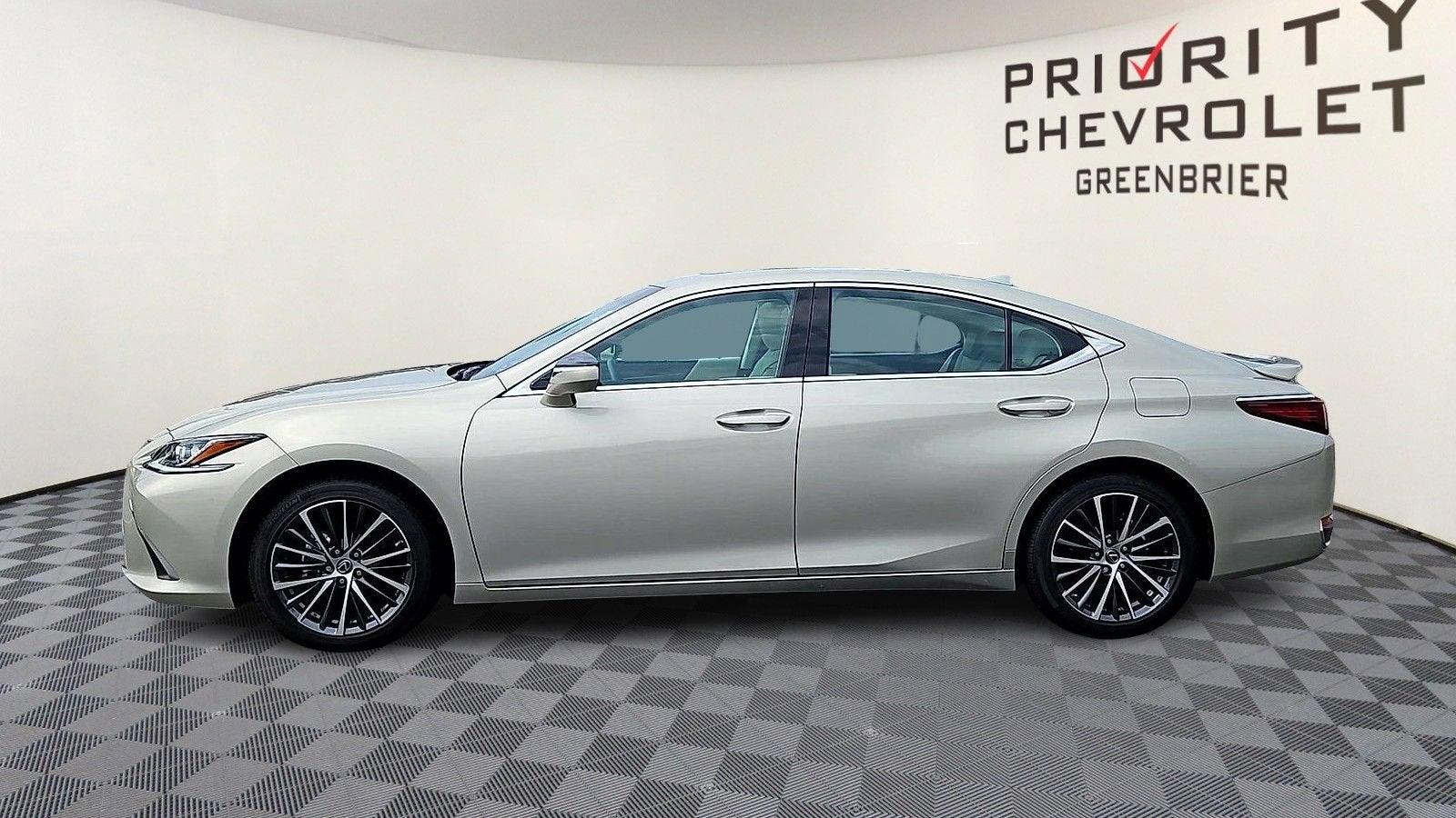 2025 Lexus ES 300h ES 300h