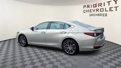 2025 Lexus ES 300h ES 300h