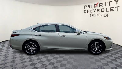 2025 Lexus ES 300h ES 300h