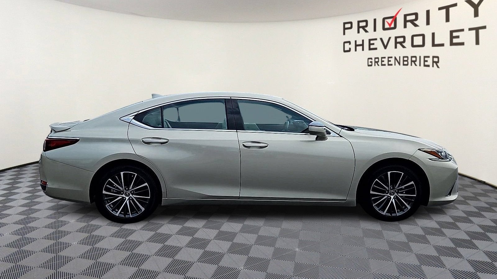 2025 Lexus ES 300h ES 300h
