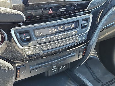 2021 Honda Pilot AWD Touring 8 Passenger