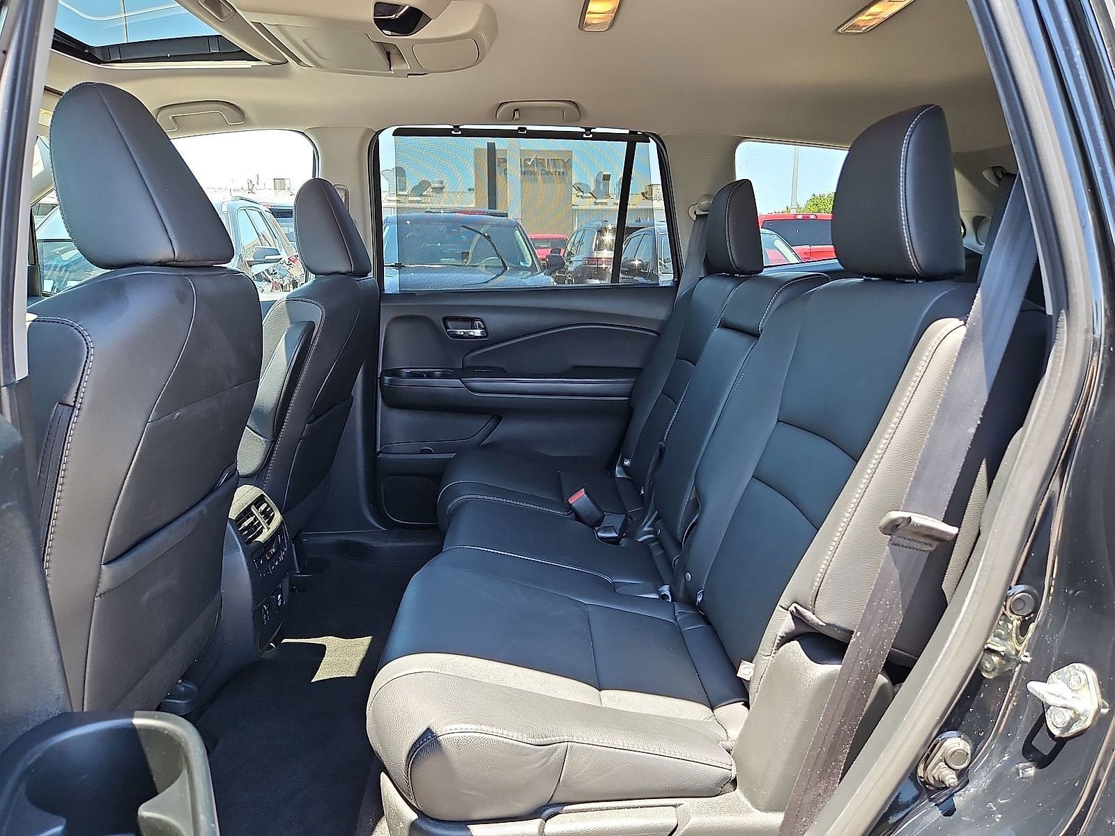 2021 Honda Pilot AWD Touring 8 Passenger