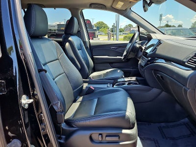 2021 Honda Pilot AWD Touring 8 Passenger