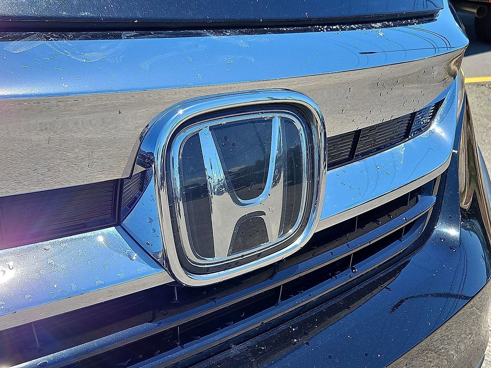 2021 Honda Pilot AWD Touring 8 Passenger
