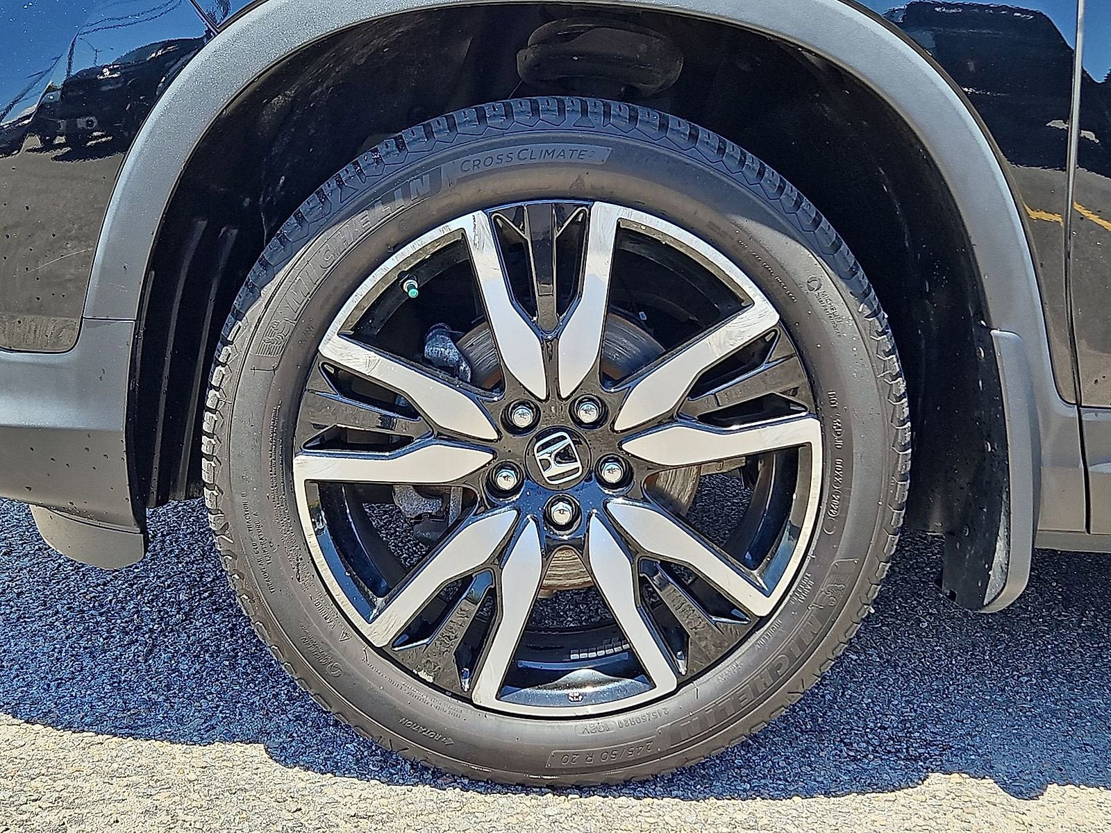 2021 Honda Pilot AWD Touring 8 Passenger