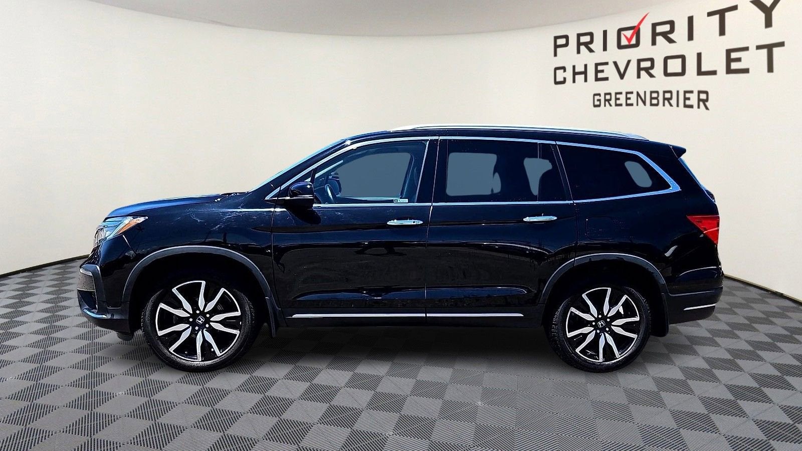 2021 Honda Pilot AWD Touring 8 Passenger