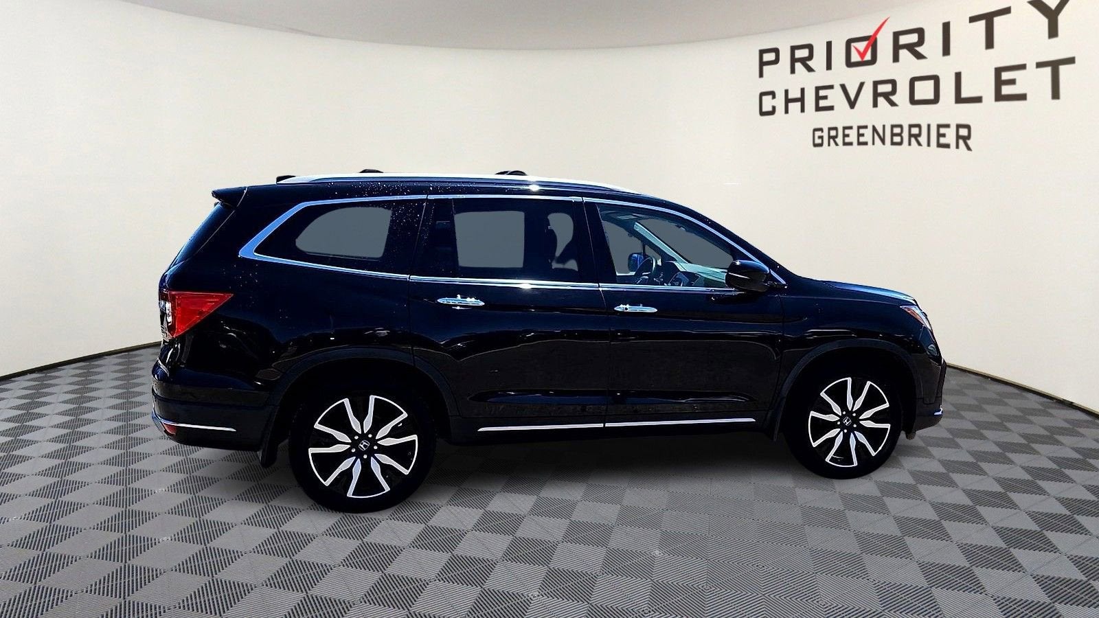 2021 Honda Pilot AWD Touring 8 Passenger