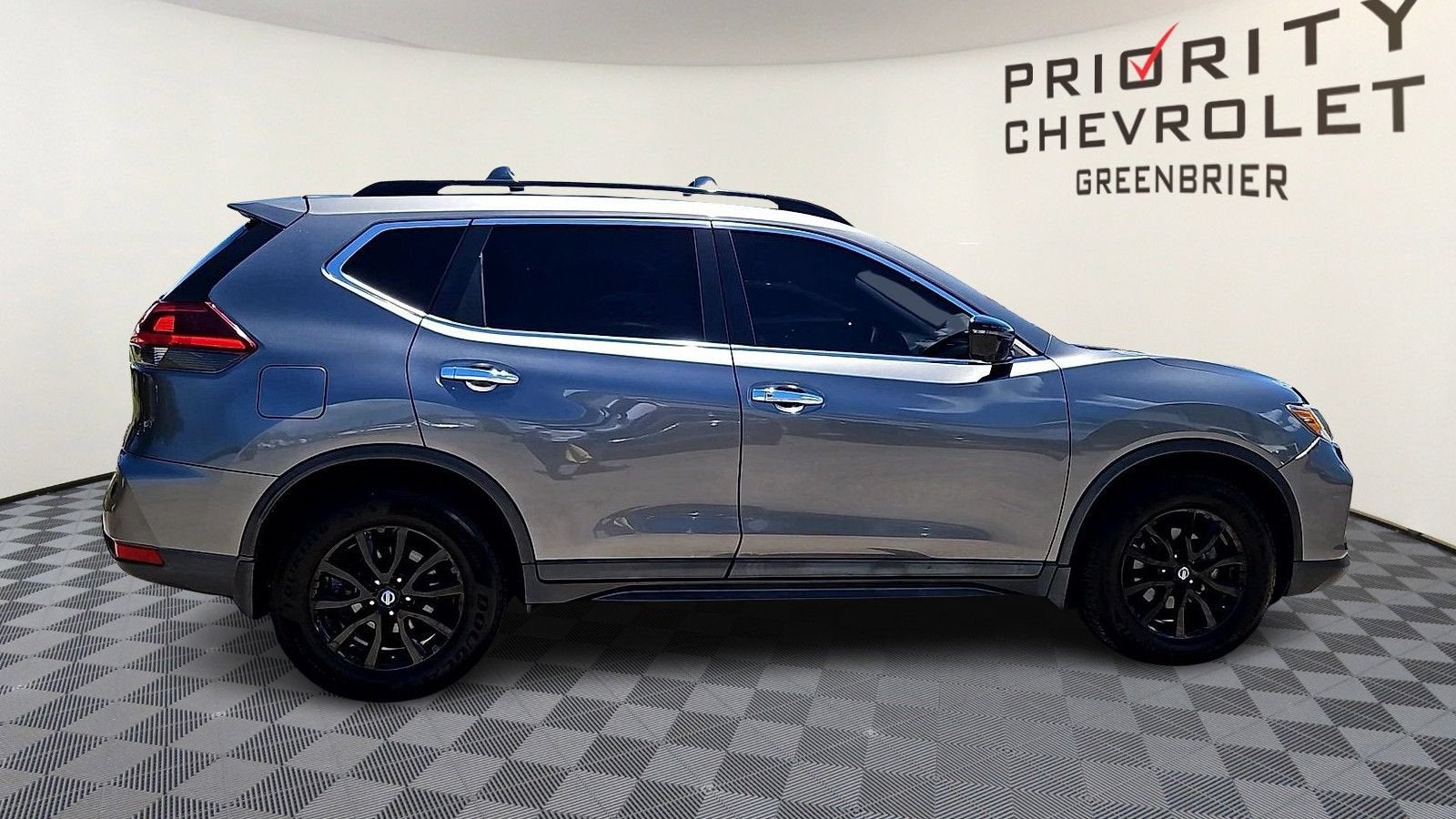 2018 Nissan Rogue SV