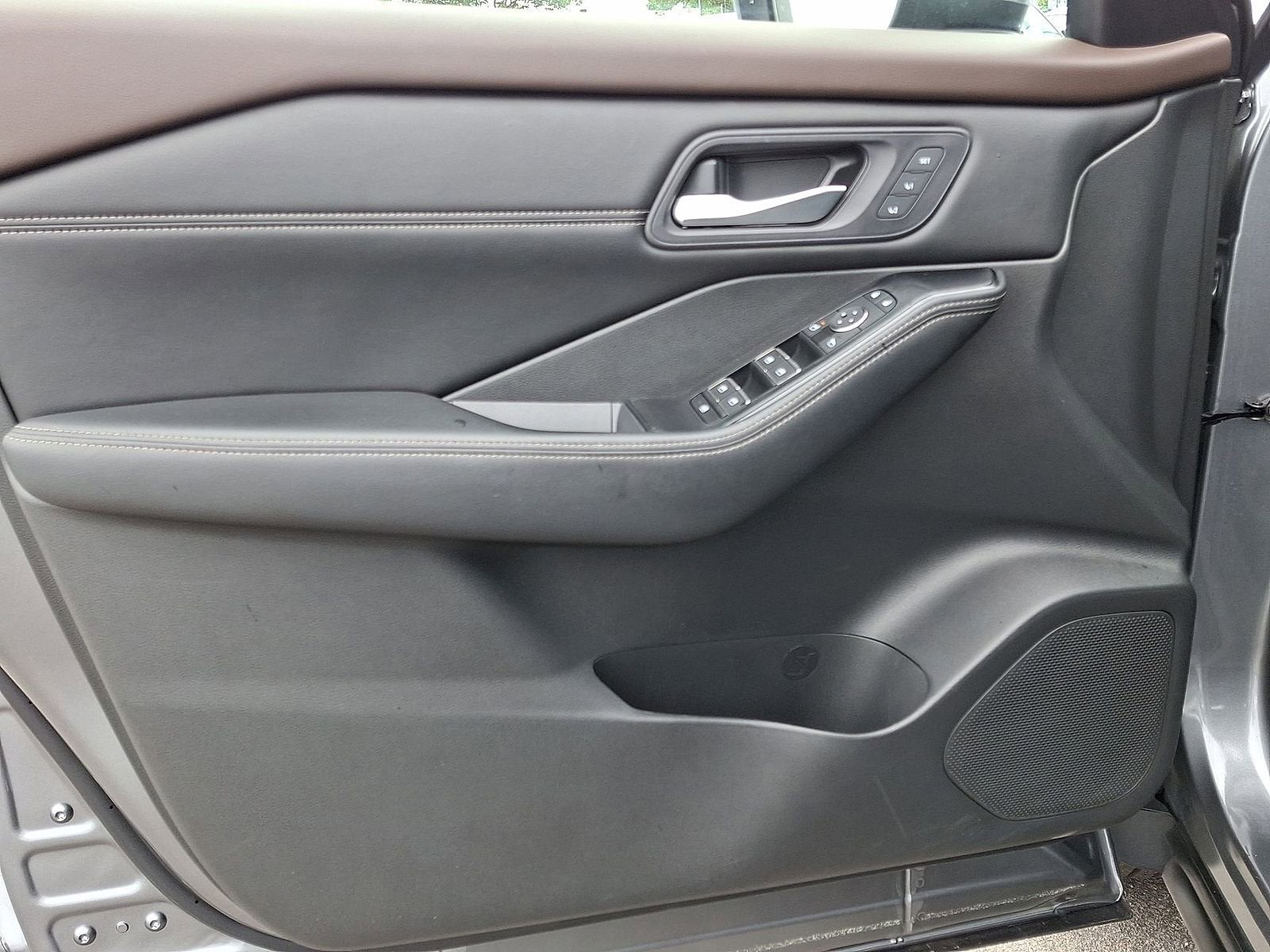 2023 Nissan Rogue SL Intelligent AWD