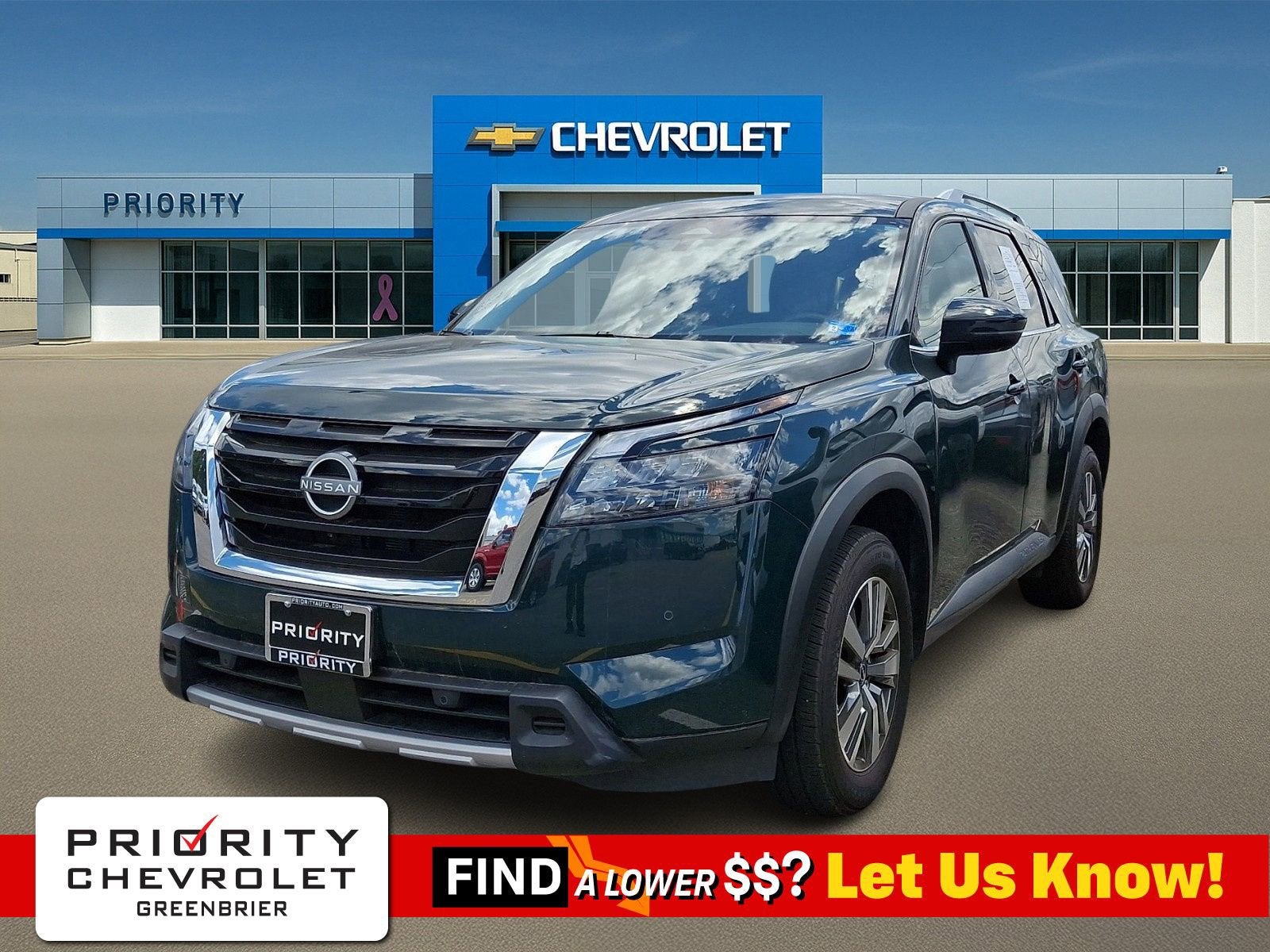 2025 Nissan Pathfinder SL 4WD