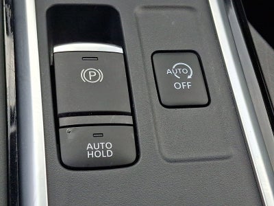 2025 Nissan Pathfinder SL 4WD