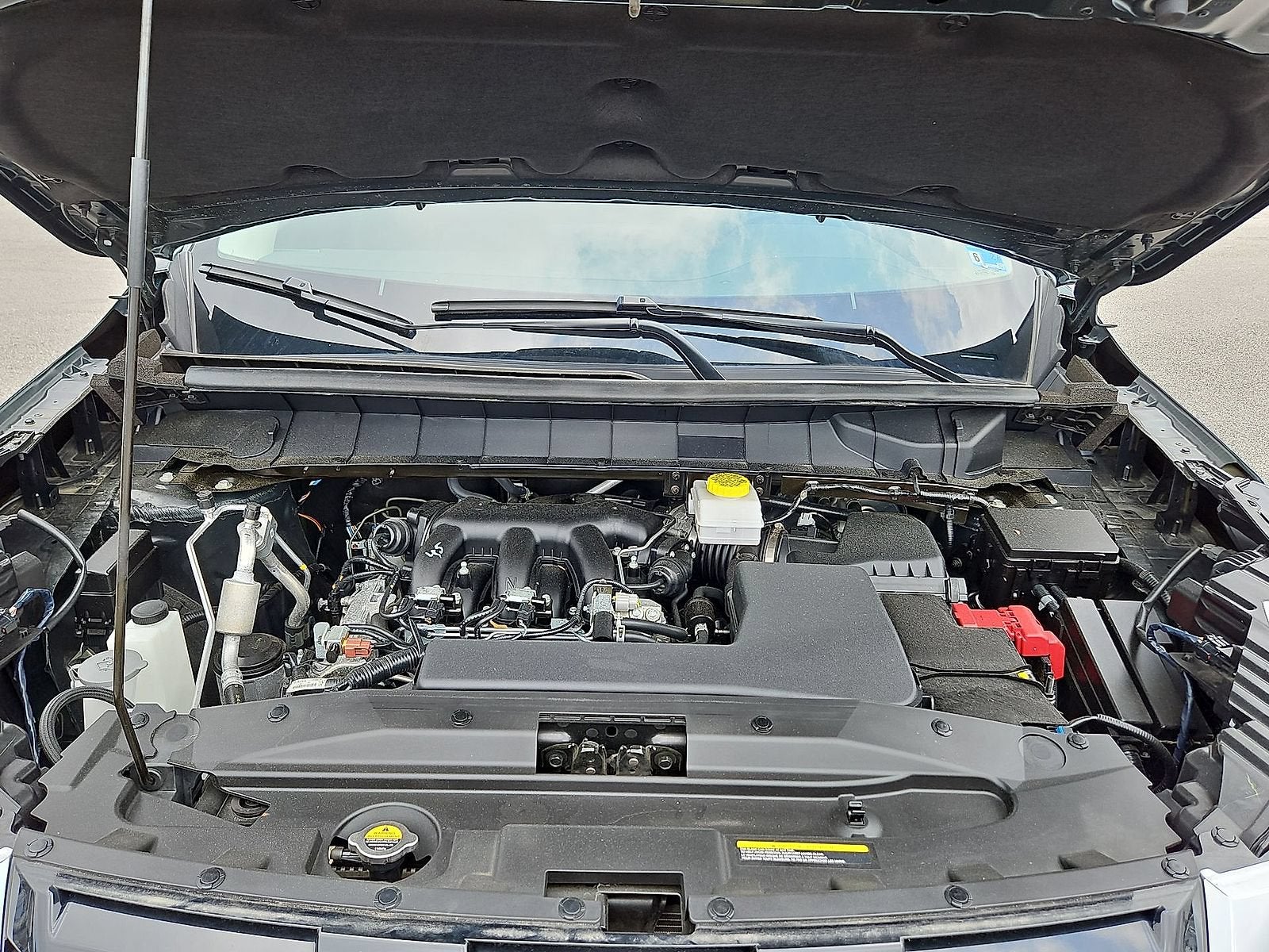 2025 Nissan Pathfinder SL 4WD
