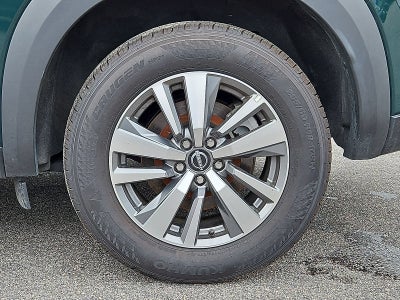 2025 Nissan Pathfinder SL 4WD