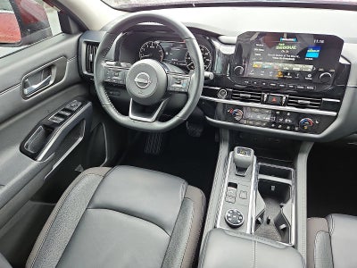 2023 Nissan Pathfinder SL 4WD