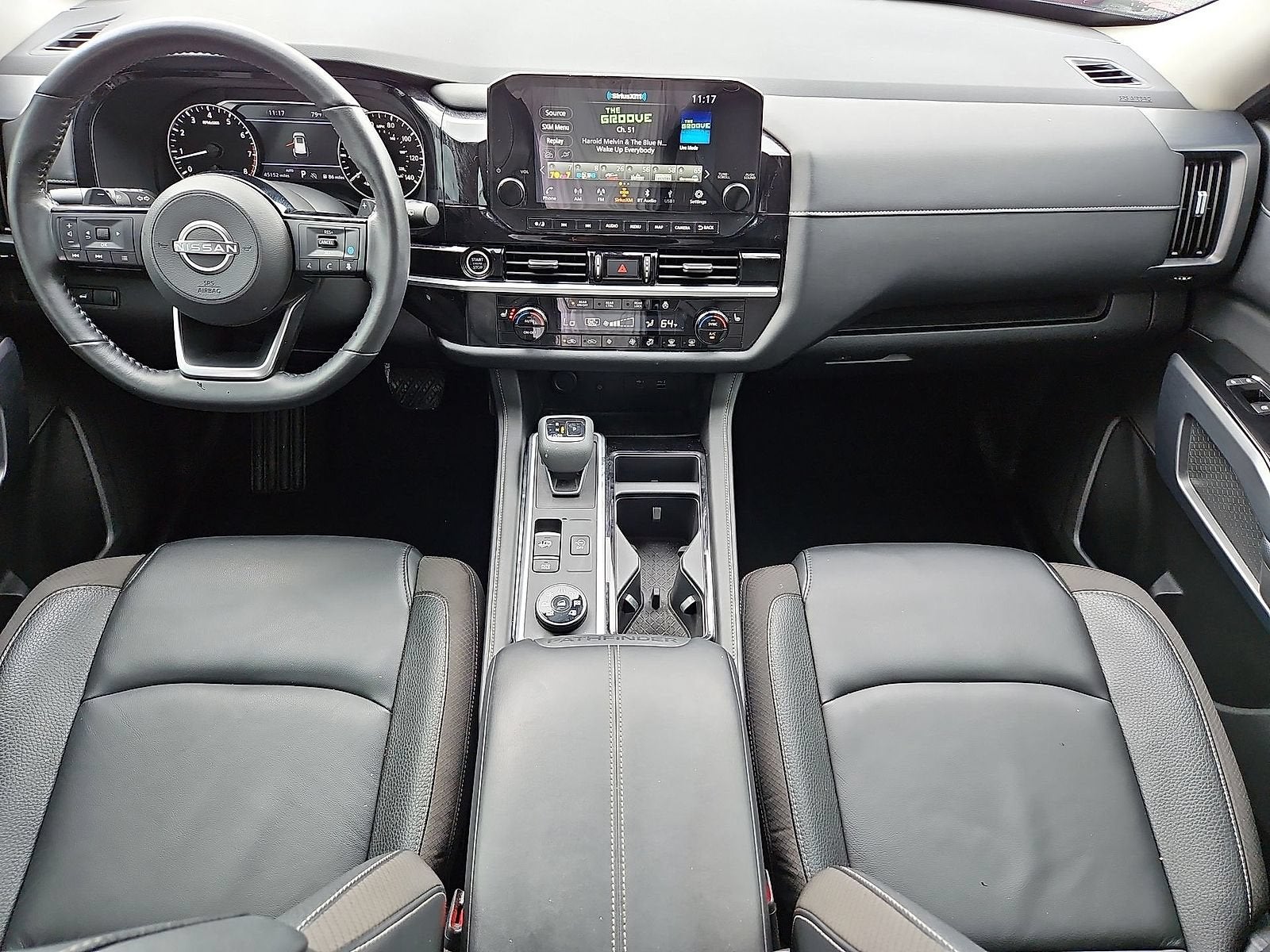 2023 Nissan Pathfinder SL 4WD