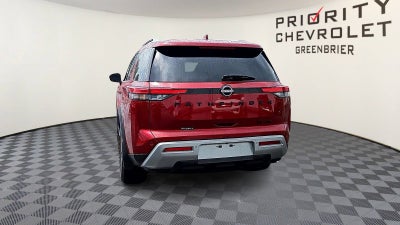 2023 Nissan Pathfinder SL 4WD