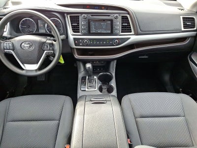 2019 Toyota Highlander LE