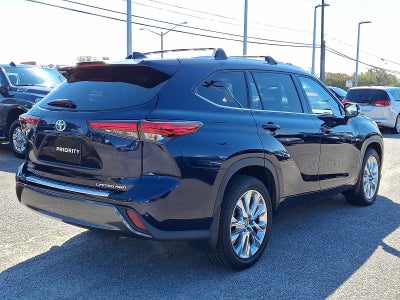 2022 Toyota Highlander Limited