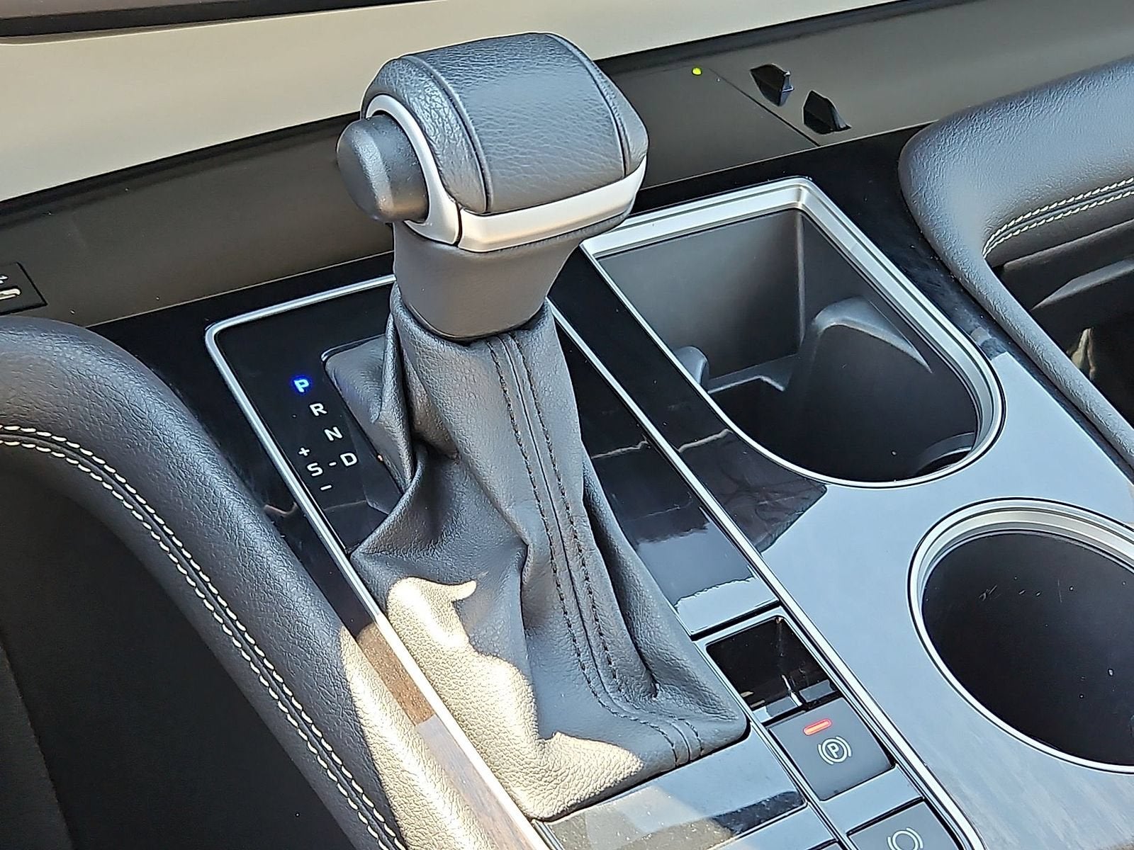 2025 Toyota Sienna Platinum