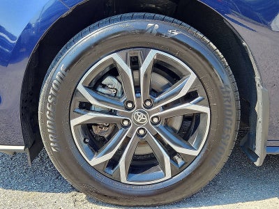 2025 Toyota Sienna Platinum