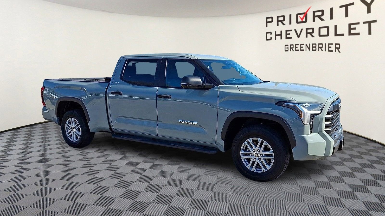 2024 Toyota Tundra 4WD SR5