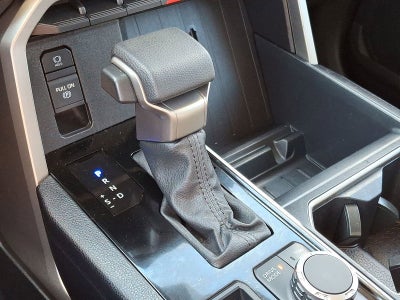 2024 Toyota Tundra 4WD SR5