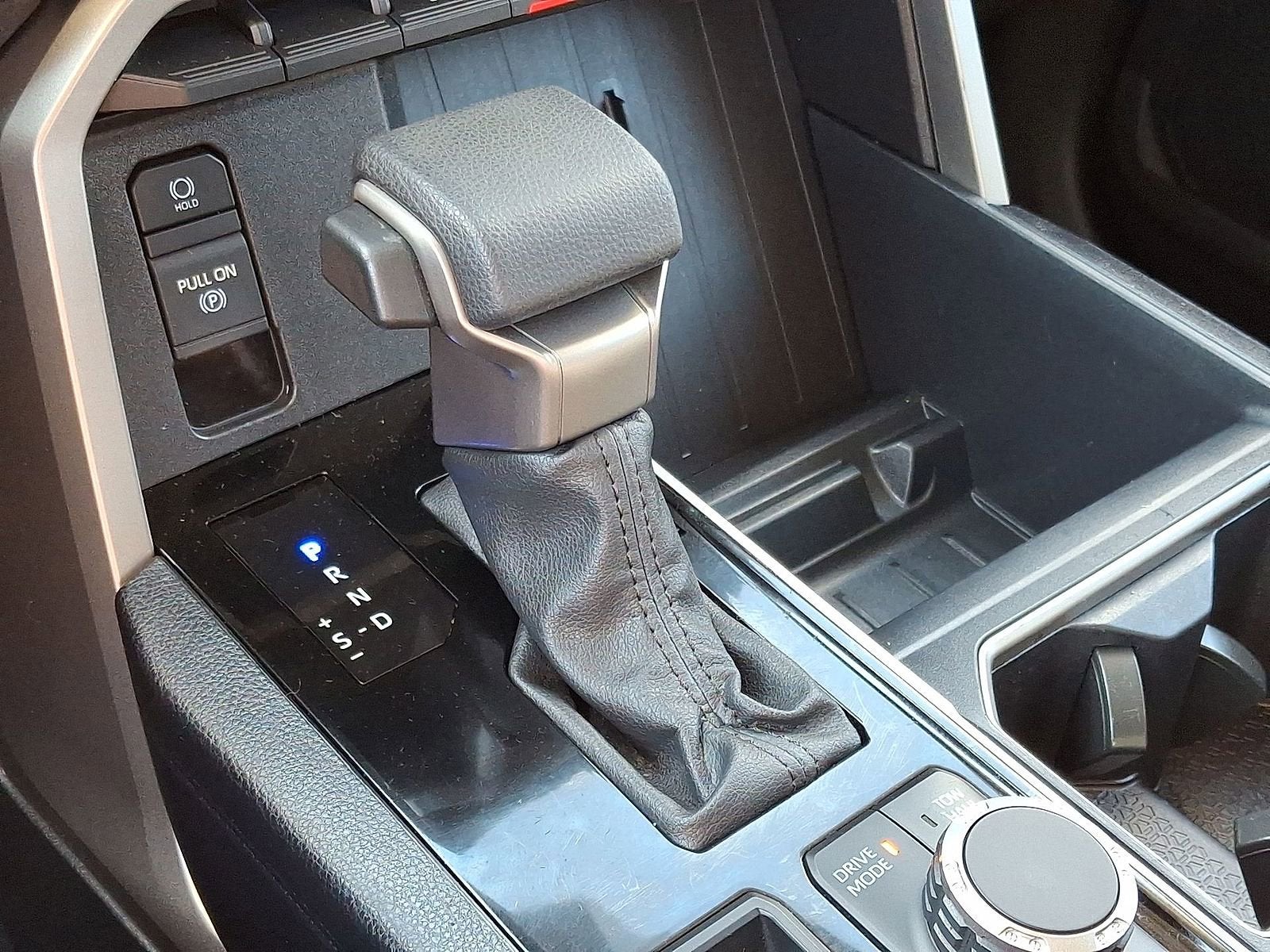 2024 Toyota Tundra 4WD SR5