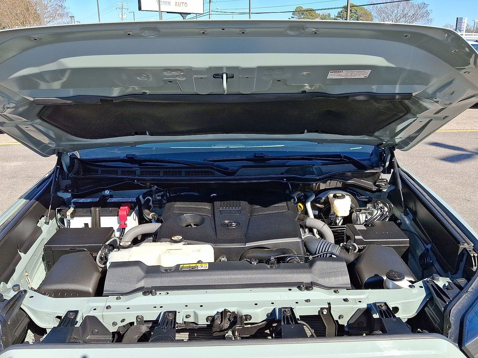 2024 Toyota Tundra 4WD SR5