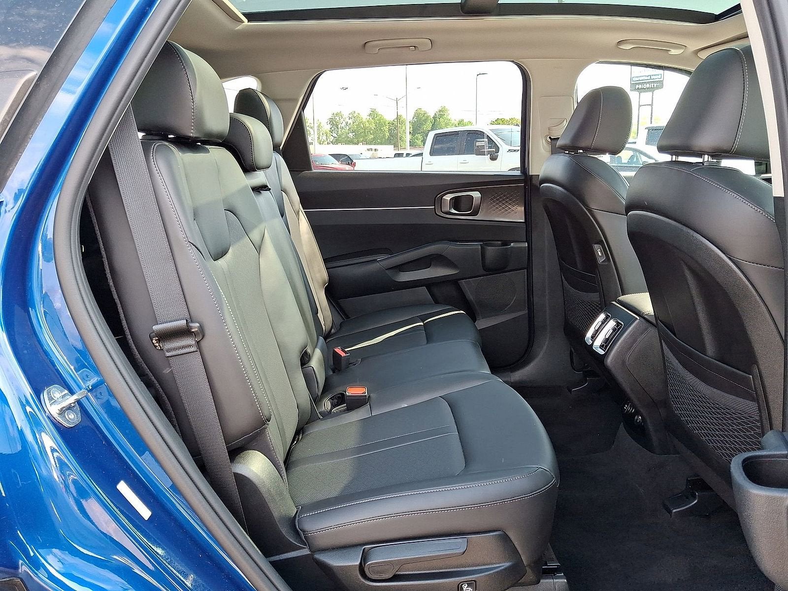 2023 Kia Sorento S