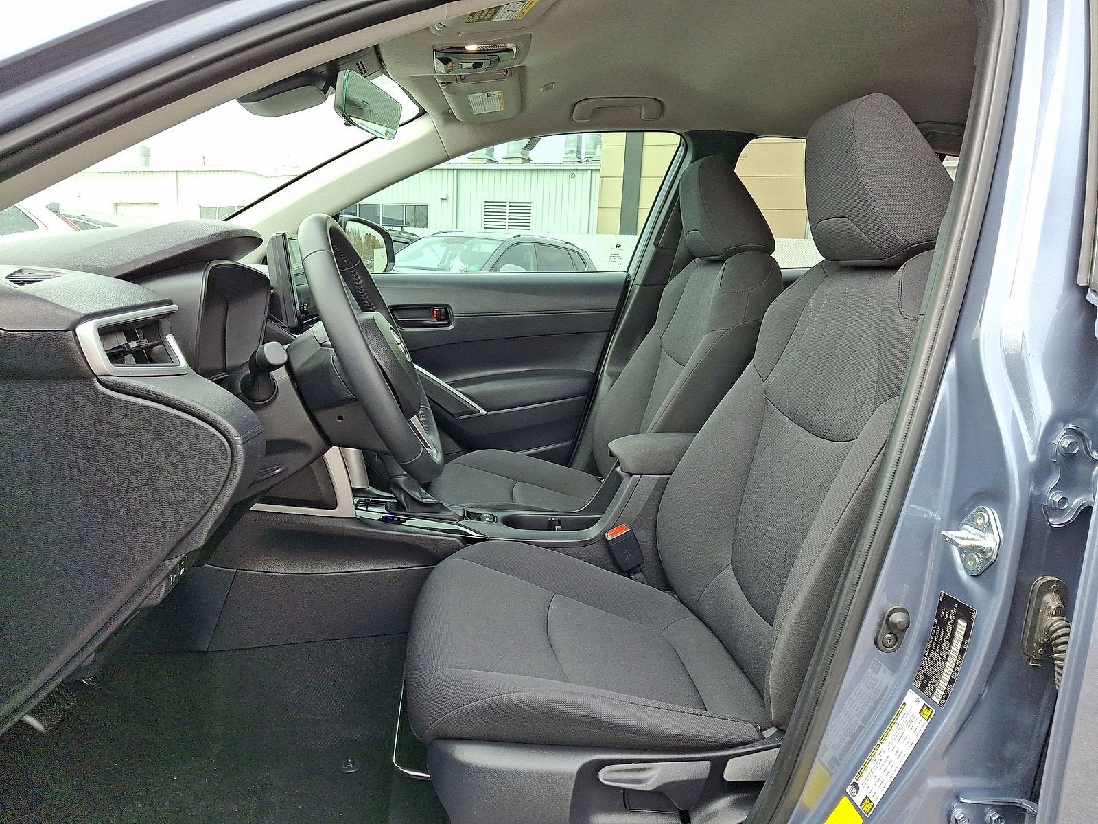 2025 Toyota Corolla Cross LE