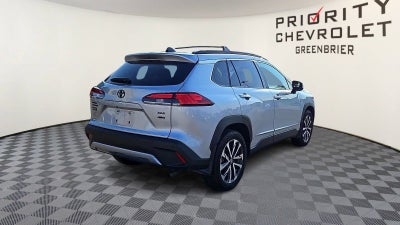 2025 Toyota Corolla Cross XLE