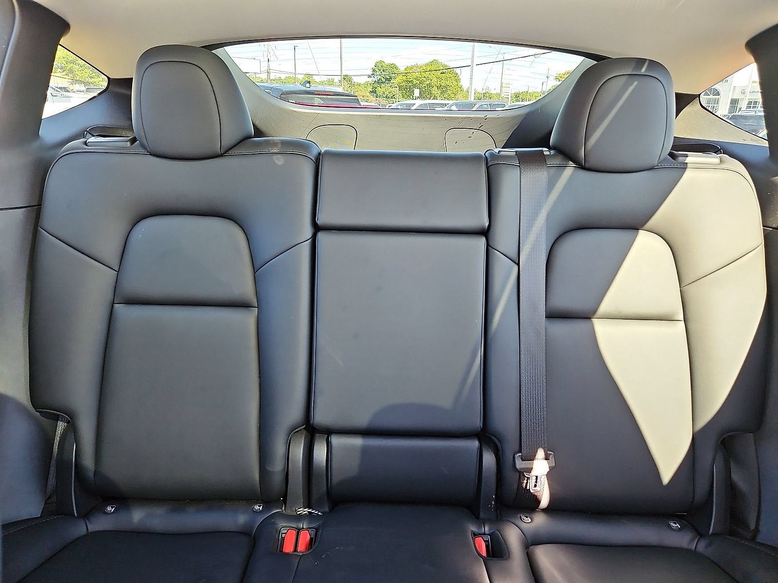 2022 Tesla Model Y Long Range Dual Motor All-Wheel Drive