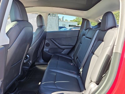 2022 Tesla Model Y Long Range Dual Motor All-Wheel Drive