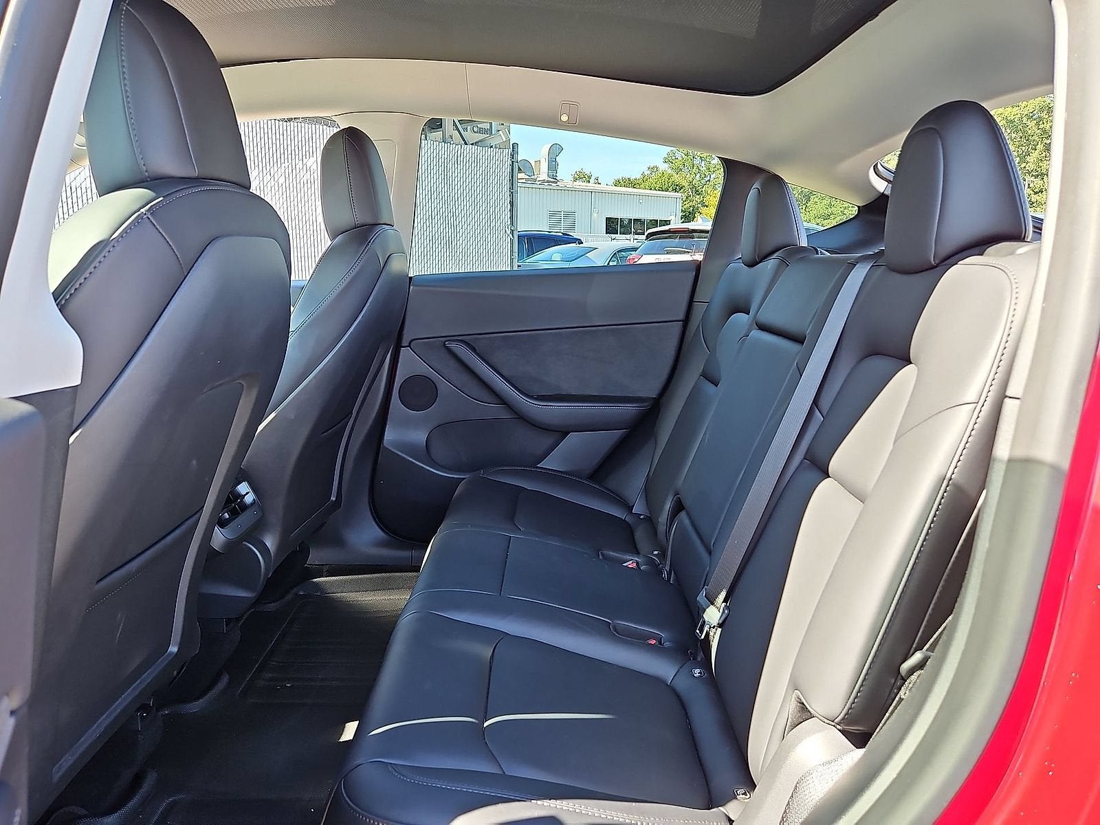 2022 Tesla Model Y Long Range Dual Motor All-Wheel Drive
