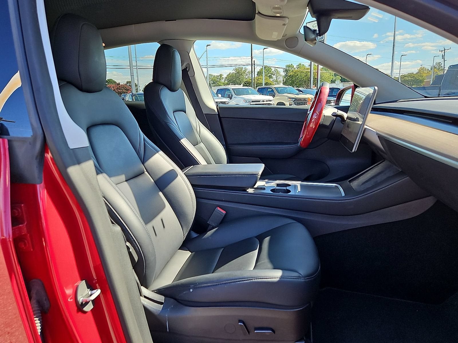 2022 Tesla Model Y Long Range Dual Motor All-Wheel Drive