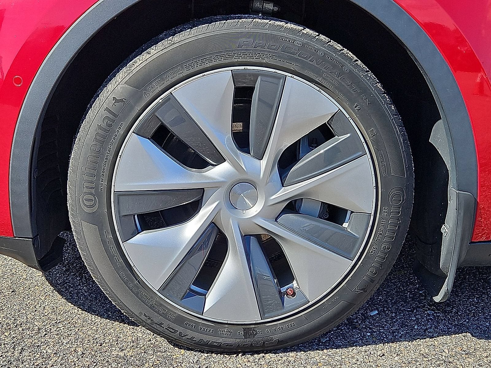 2022 Tesla Model Y Long Range Dual Motor All-Wheel Drive