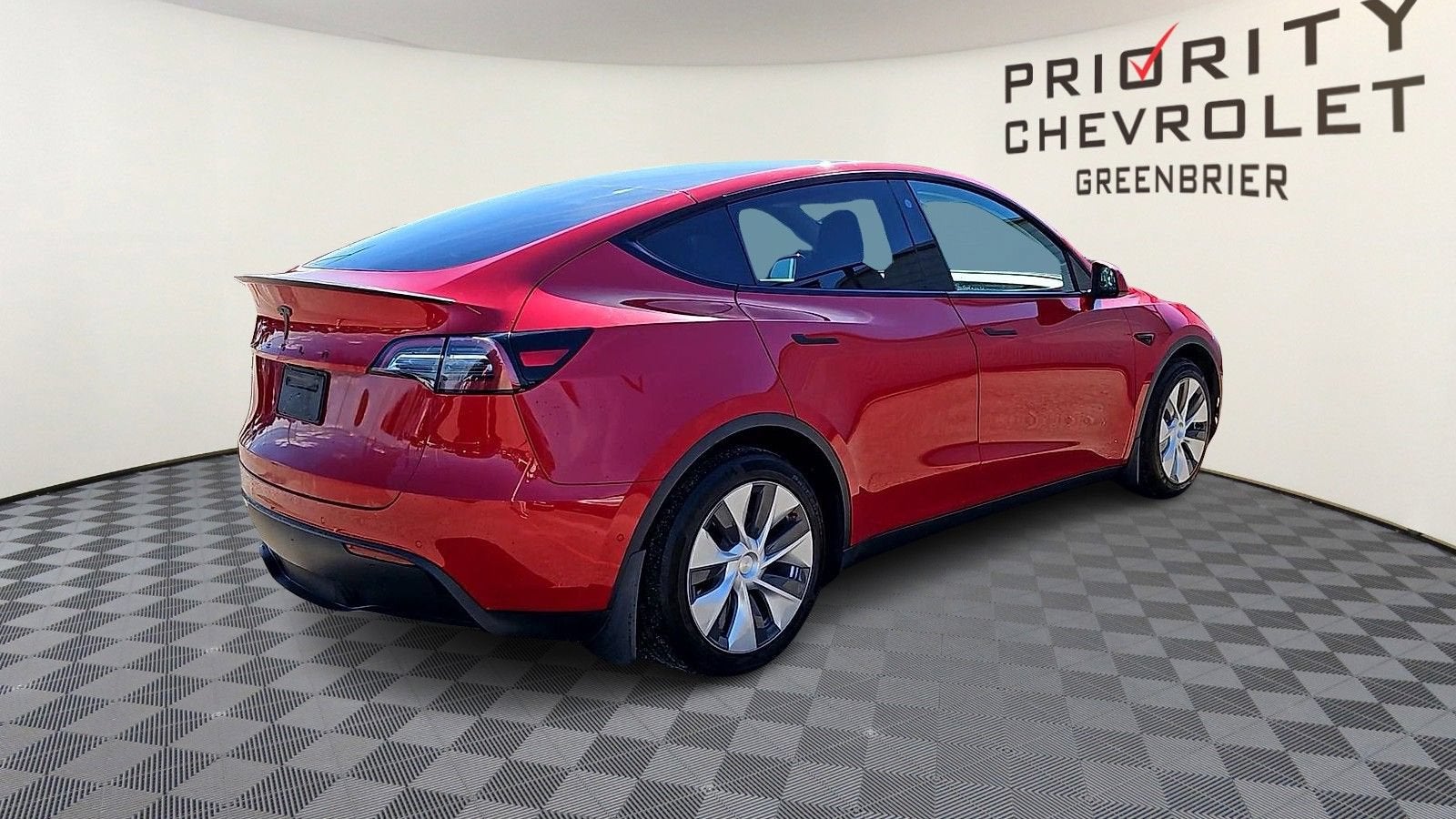 2022 Tesla Model Y Long Range Dual Motor All-Wheel Drive