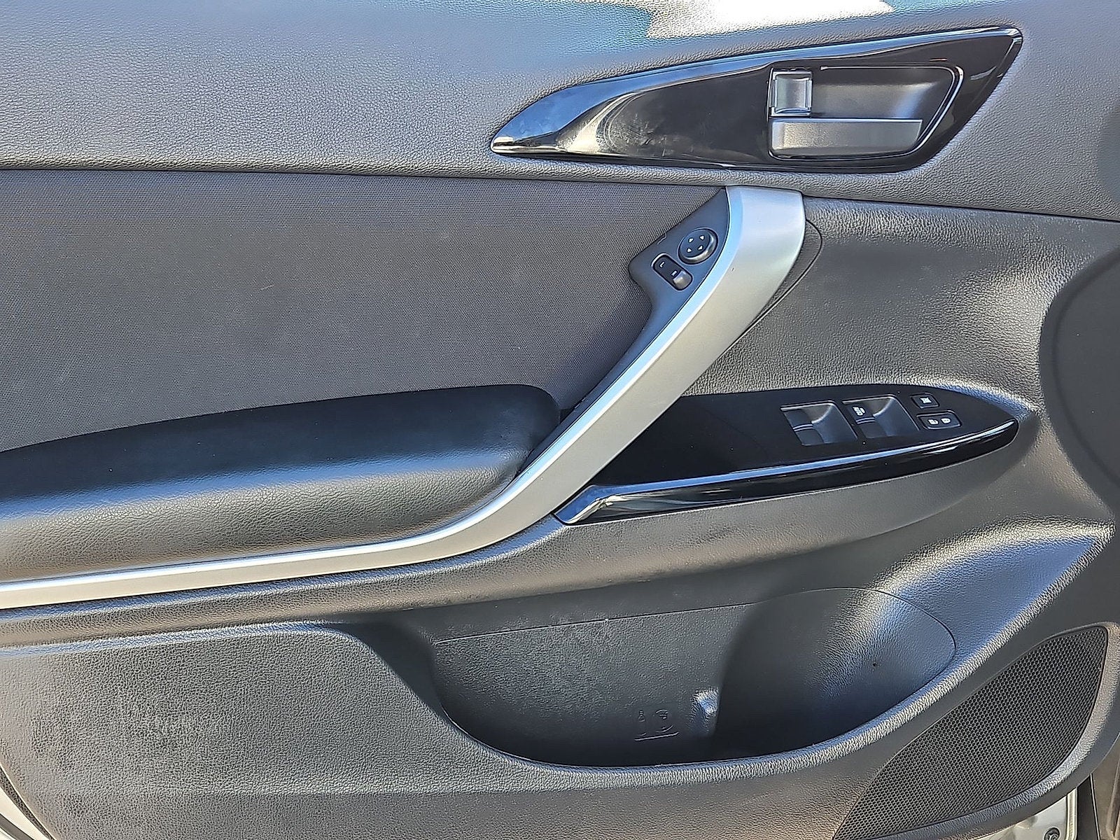 2025 Mitsubishi Eclipse Cross LE