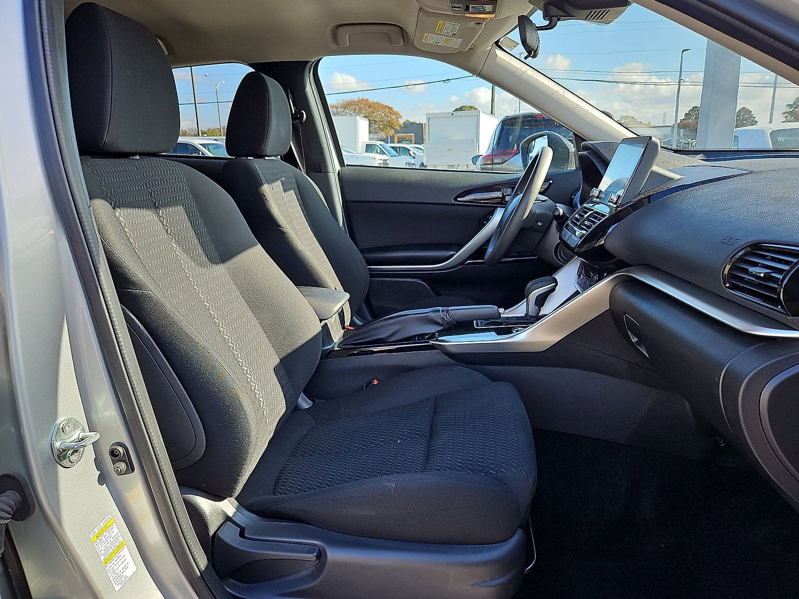 2025 Mitsubishi Eclipse Cross LE
