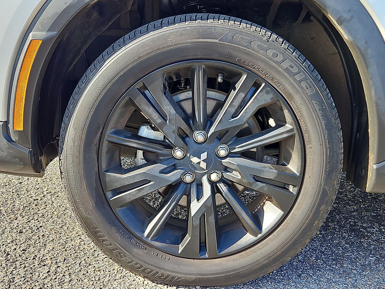 2025 Mitsubishi Eclipse Cross LE