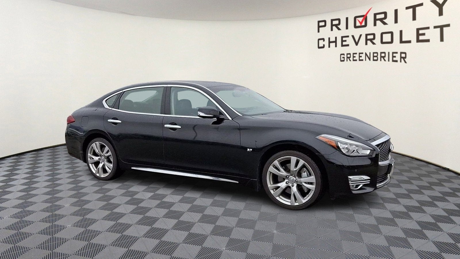 2017 INFINITI Q70L 3.7X
